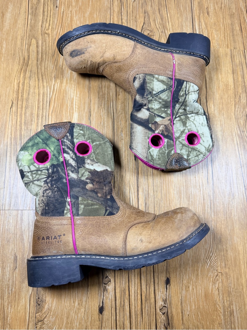 Ariat Fatbaby 4LR Steel Toe Boots Womens 9B Pink Camo Western 10012815